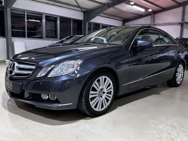 Mercedes-Benz E  200  Coupe BlueEfficiency/PDC/NAVI/SZH/ 2 Han