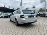Skoda Octavia Combi 2.0 TDI Premium Edition *LED AHK* - Skoda Octavia: Edition