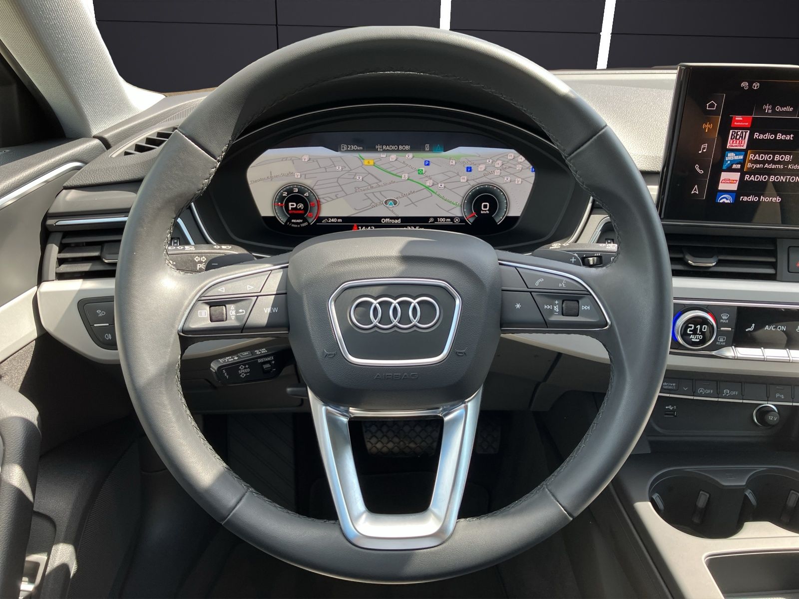 Fahrzeugabbildung Audi A4 Allroad 40 TDI quattro AHK Navi AVC ACC PDC S