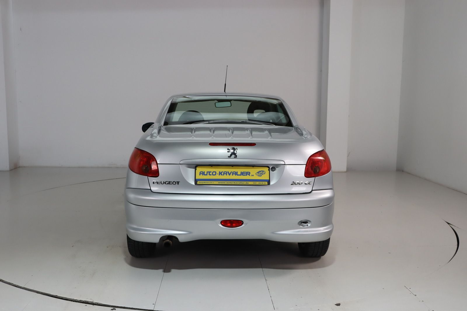 Fahrzeugabbildung Peugeot 206 Cabriolet 1.6i * Leder * Klima * SHZ cc
