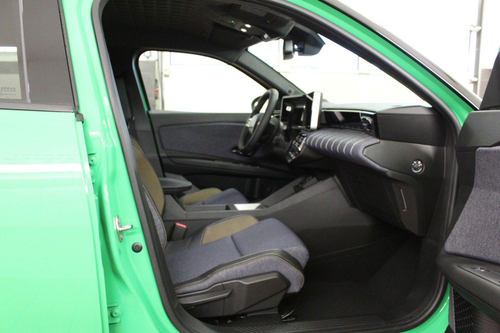 Fahrzeugabbildung Renault R 5 E-Tech 100% elektr. Techno 150 Comfort Range