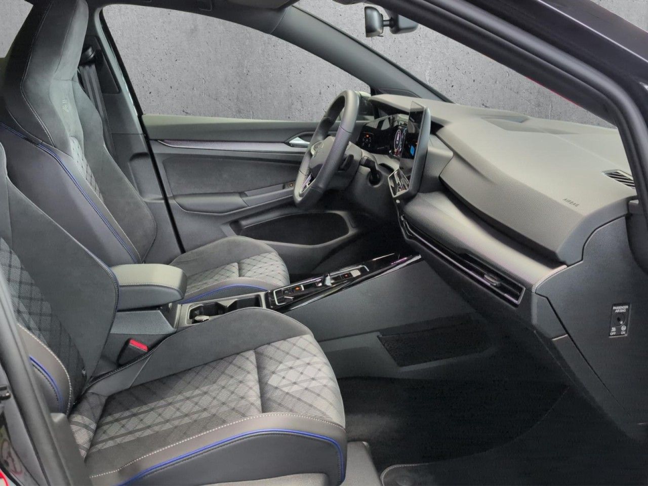 Golf Variant R-Line 1.5 eTSI DSG *Black Style*