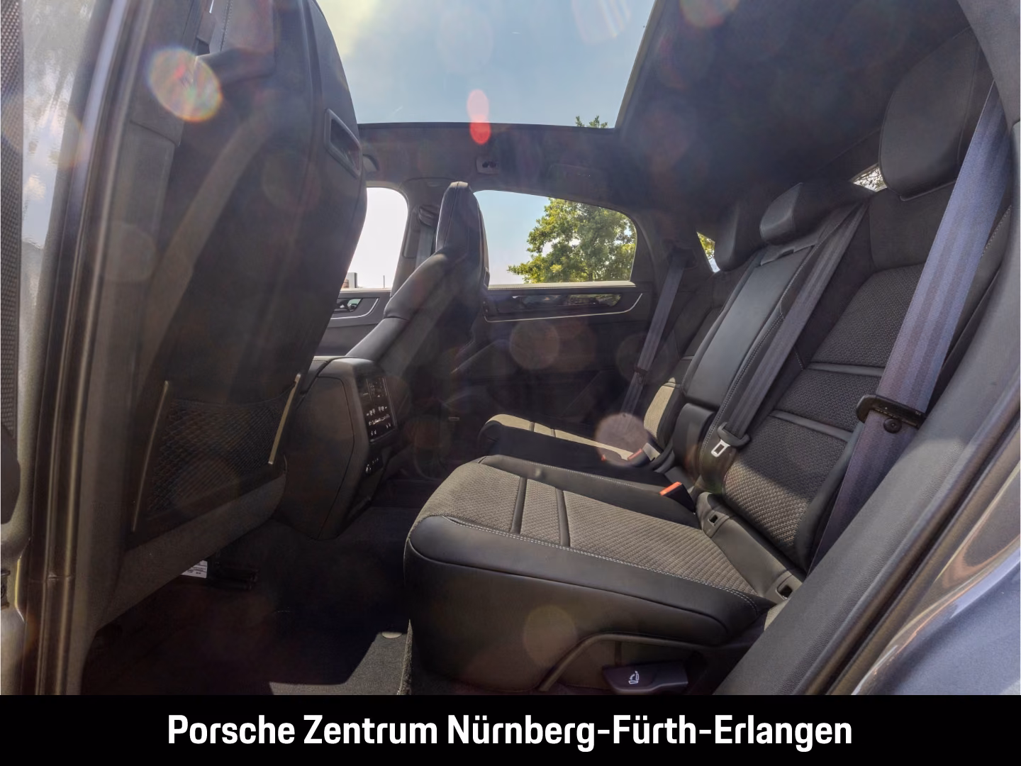 Porsche Cayenne GTS Coupe BOSE Pano LED-Matrix HUD InnoD