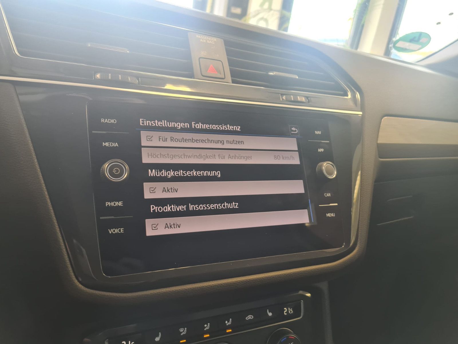 Fahrzeugabbildung Volkswagen Tiguan Allspace Comfortline 4Motion / NAVI / AHK