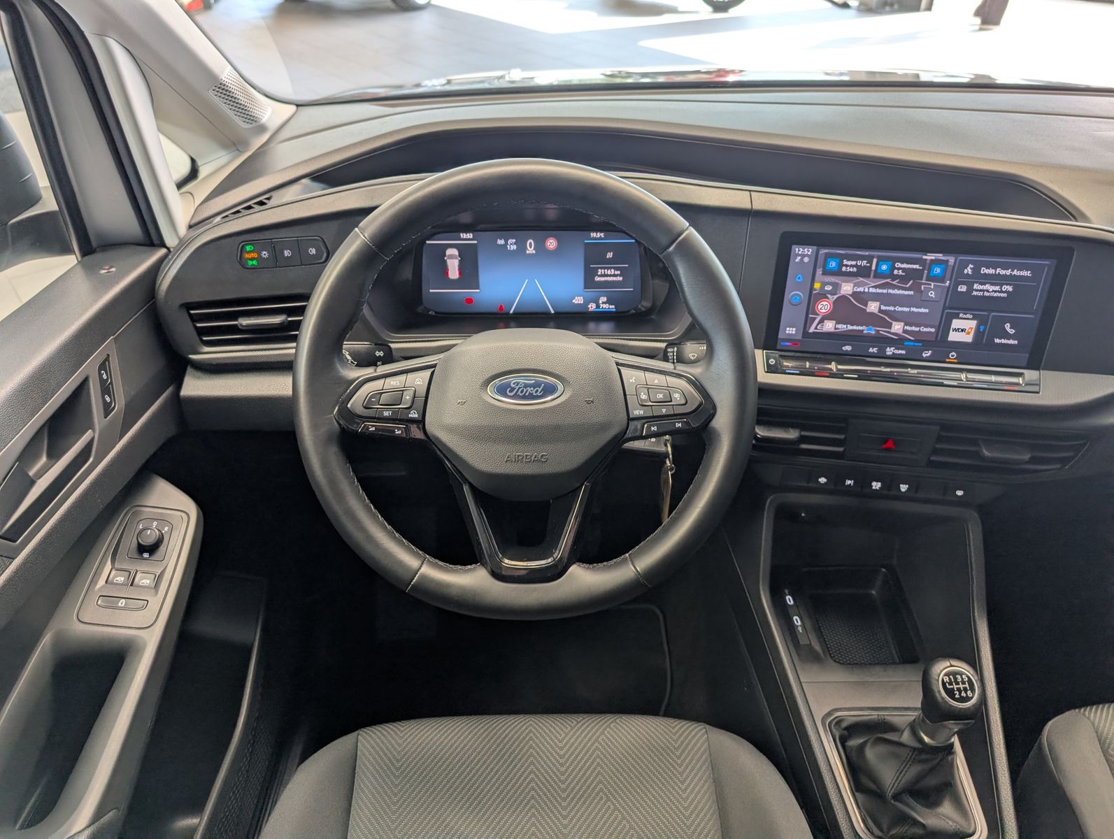 Fahrzeugabbildung Ford Tourneo Connect 2.0 Trend Tempo Navi Klima PDC