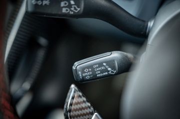 Audi R8 V10 Plus Coupé*S-Tronic*Rohana RFX2*KW V3