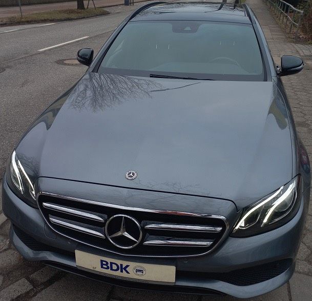 Image of Mercedes-Benz E 220
