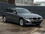 BMW 330e Touring ACC HuD HiFi CAM 3Z-Klima CarPlay - BMW 330 mit Hybrid-Antrieb: Automatik