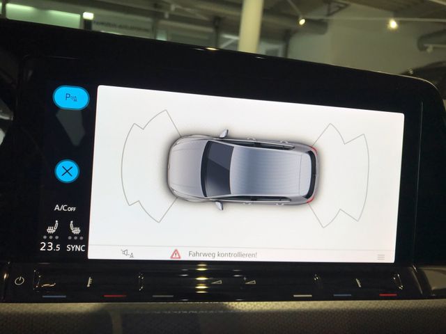 Golf VIII Active 1.5 TSI 6-Gang*NAVI*SHZ*DAB+*