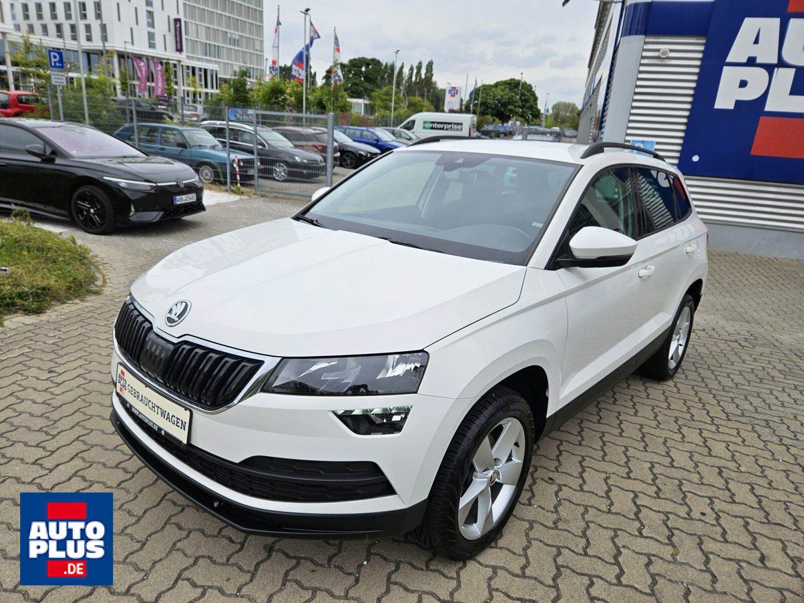 Skoda Skoda Karoq 1.6 TDI SCR DSG Ambition NAVI+PDC+SITZ