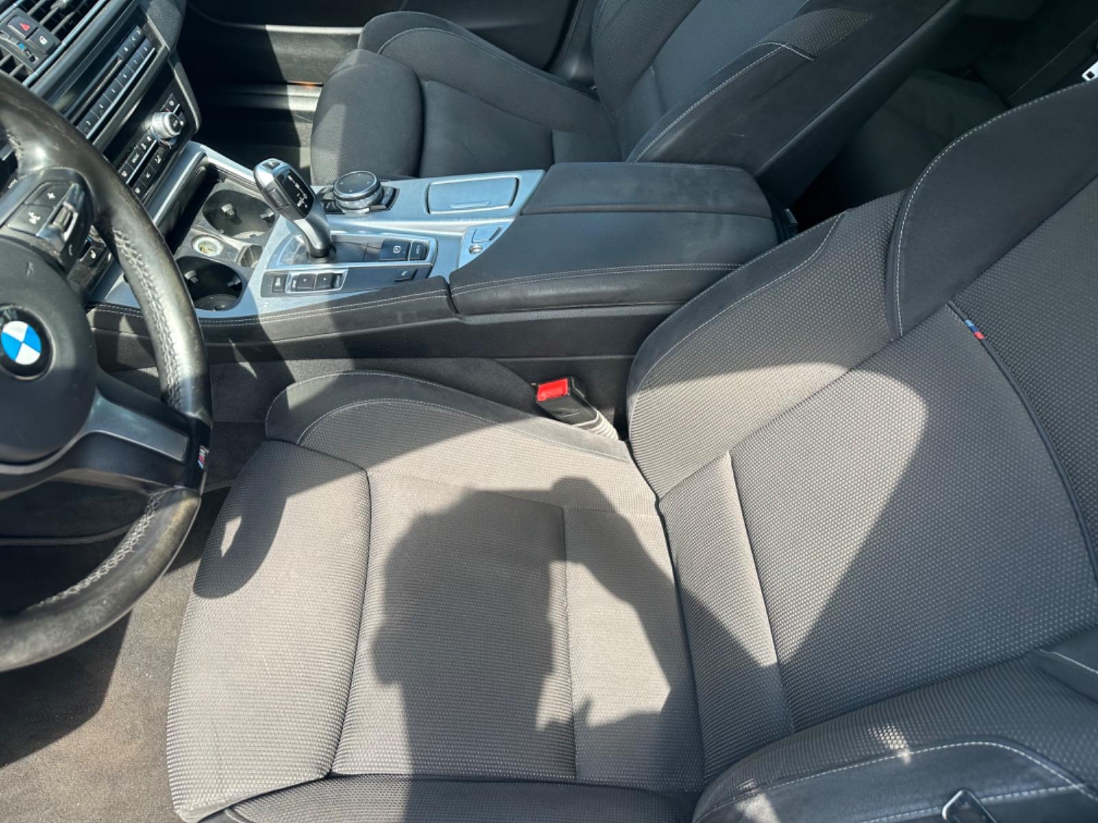 BMW 530 2015 — photo 14