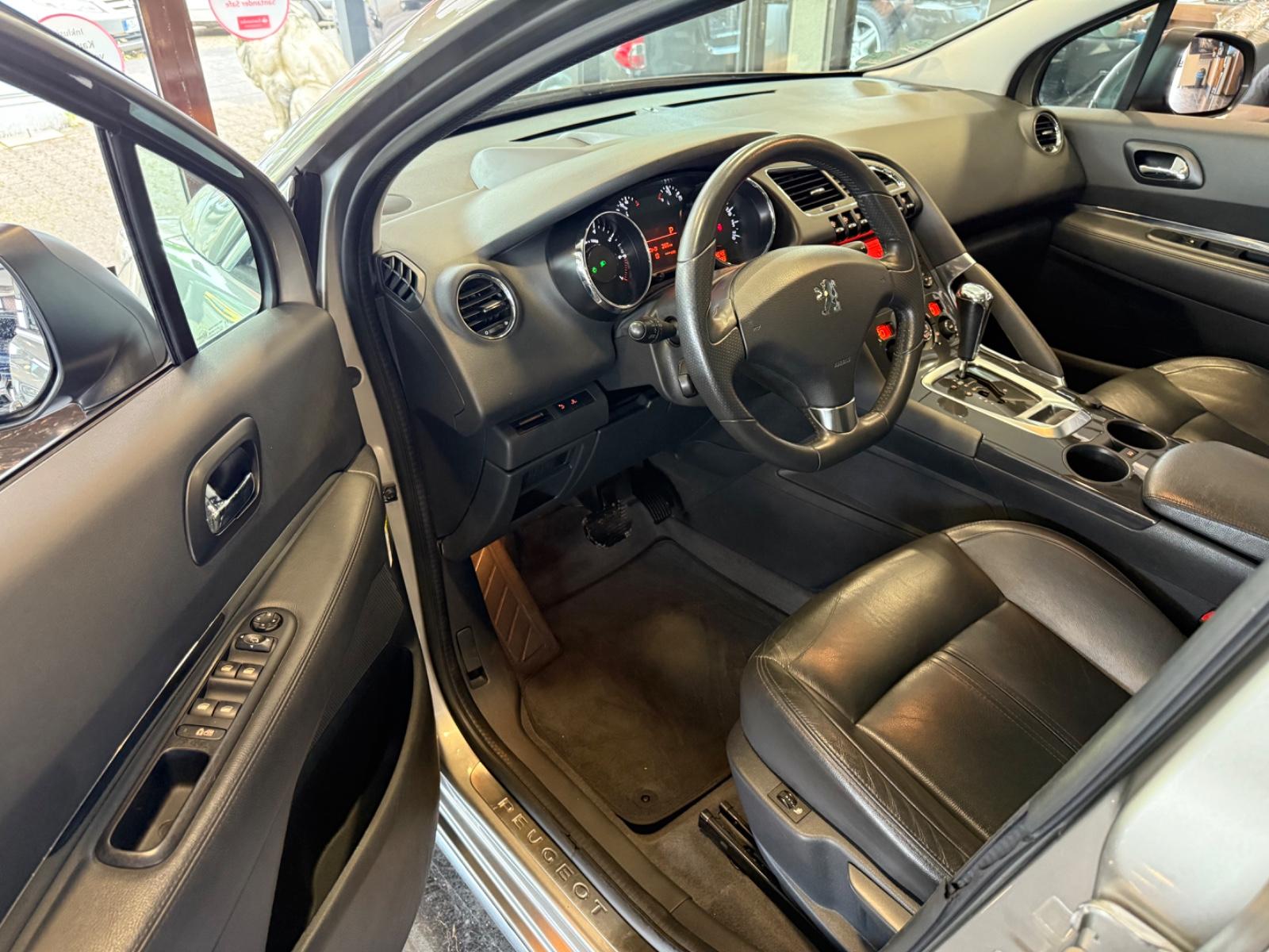 Peugeot 3008 Allure AUTOMATIK!! LEDER/PANORAMADACH/XENON