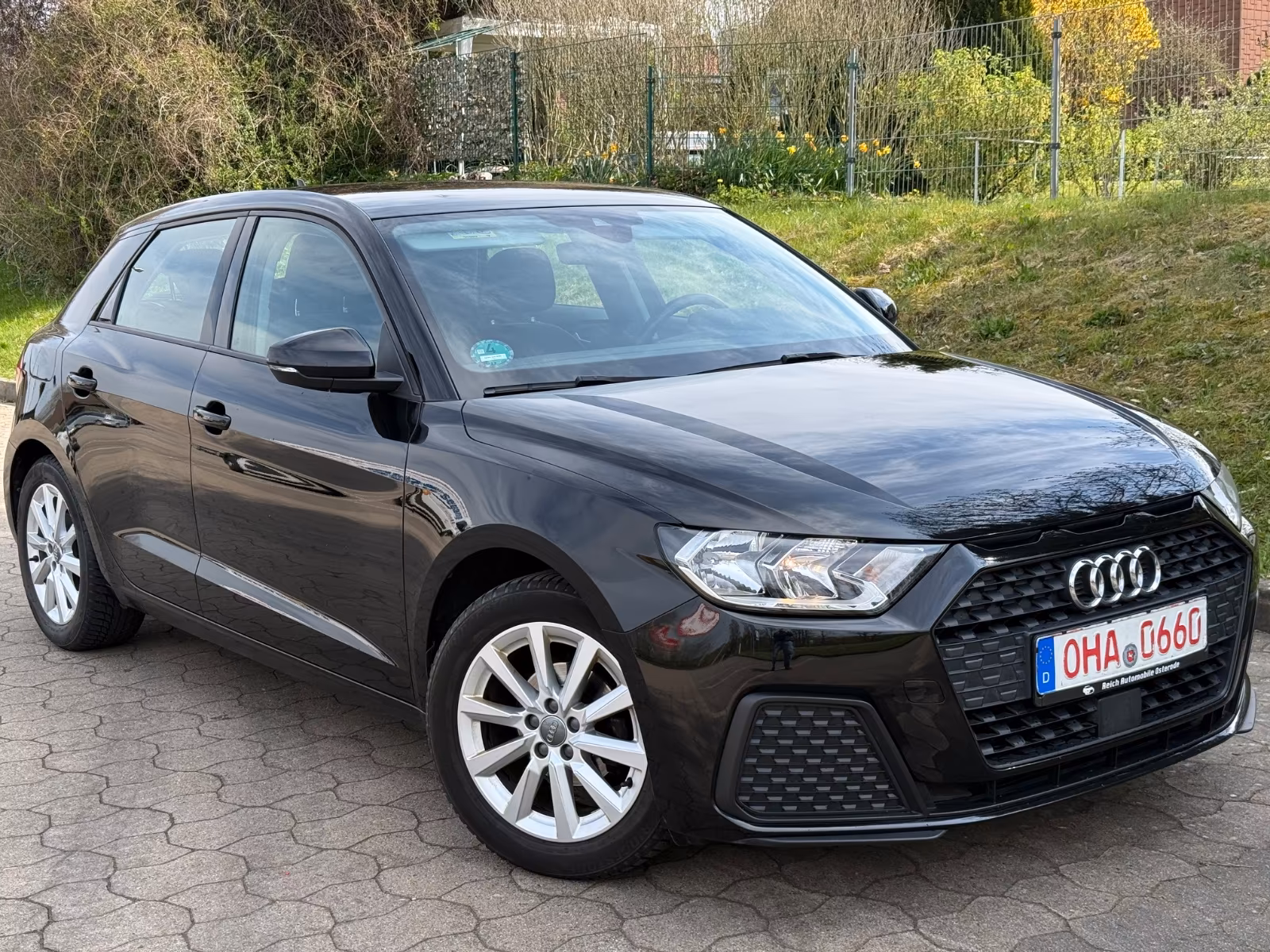 Audi A1 Sportback 25 TFSI Basis Virtual+SHZ+Alu+1.Hd.