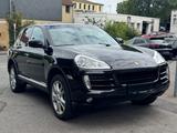Porsche Cayenne Diesel Luftfederung BiXenon Glasdach AHK - Porsche Cayenne aus 2009 mit Diesel-Antrieb