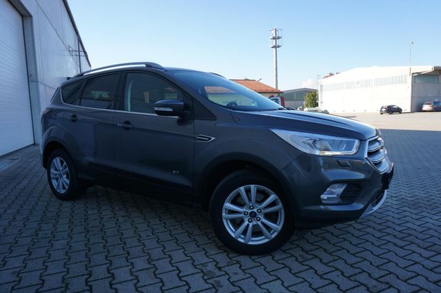 Ford Kuga 1.5 Automatik AHK Navi PDC SHZ