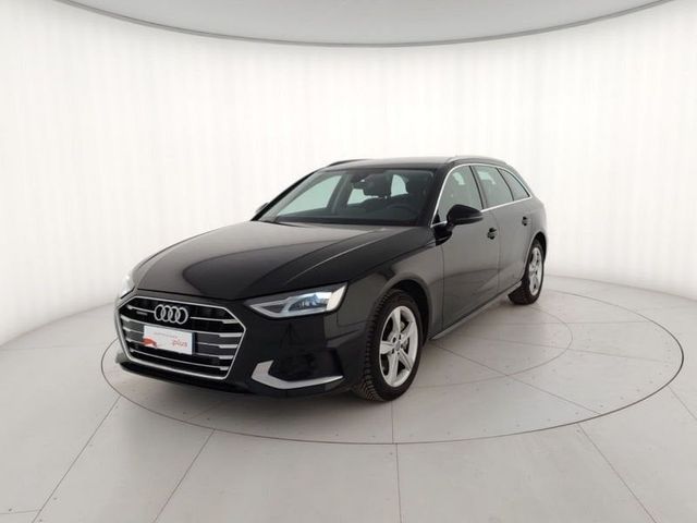 Audi A4 Avant 40 TDI quattro S tronic Business A