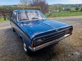 Opel Rekord C  Oldtimer  1971 - Opel Rekord mit Benzin-Antrieb: Limousine