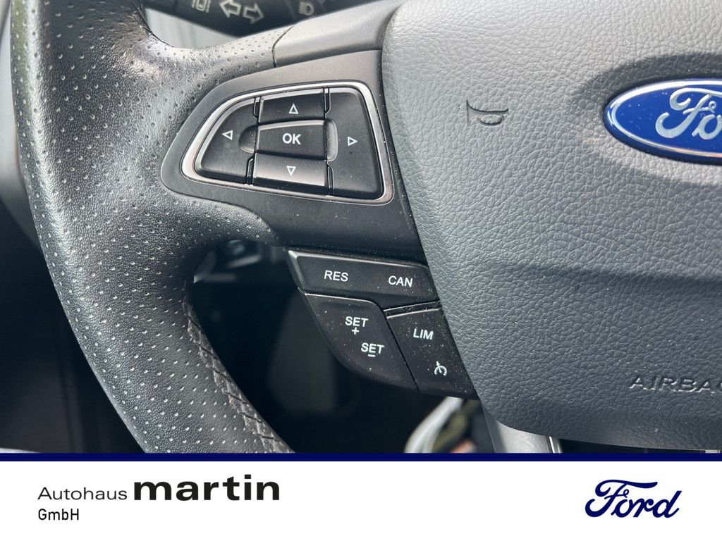 Fahrzeugabbildung Ford Focus 1.0 ST-Line BI-XENON KAMERA SYNC NAVI SHZ