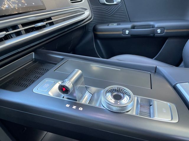 BAIC BJ30 PANO Leder CarPlay SHZ belüft inkl. ÜBF STM