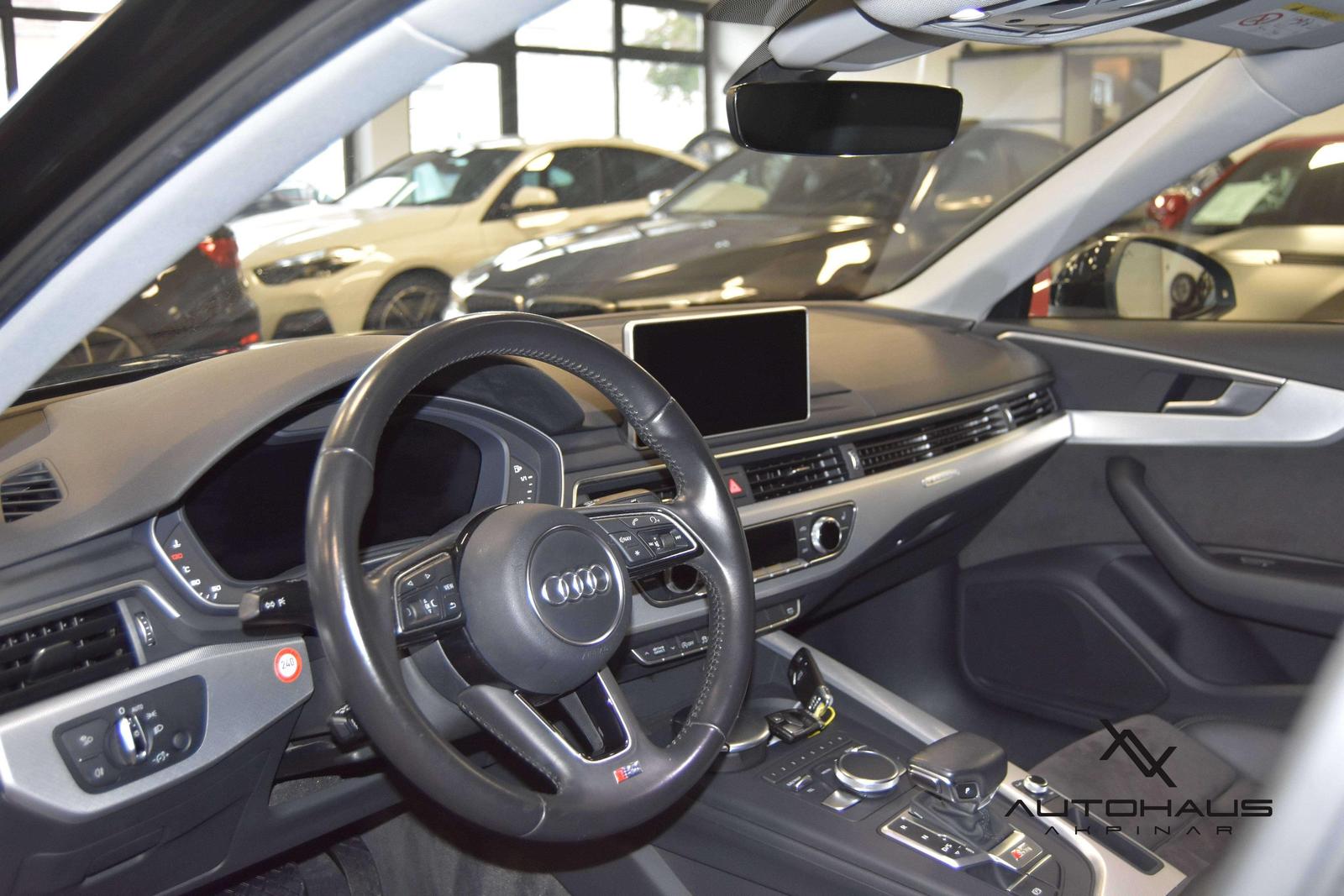 Audi A4 quattro s-line. VIRT. SHZ. NAVI. BLUE. KLIMA.