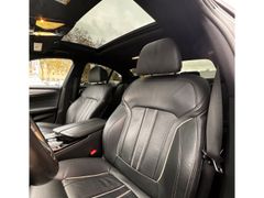 Fahrzeugabbildung M550 i xDrive LED HUD H&K KAM PANO