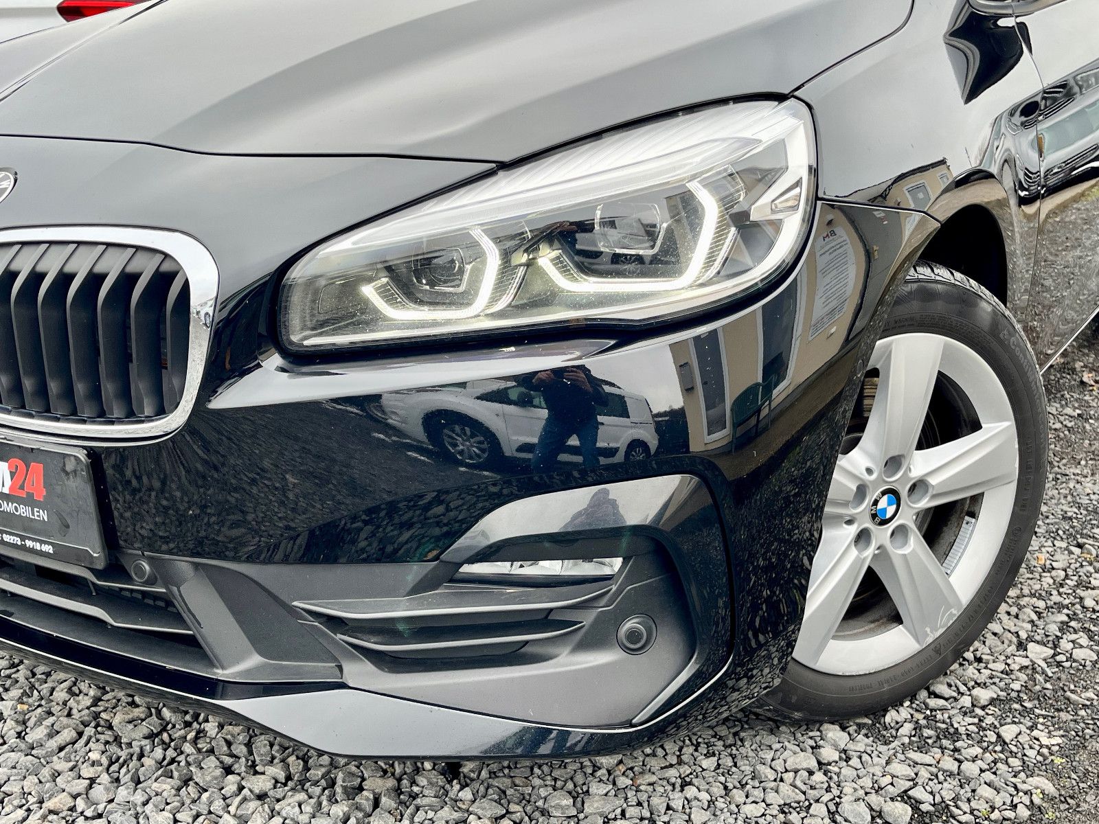 Fahrzeugabbildung BMW 218d xDrive Gran Tourer Aut. Navi LED SPORTSITZE