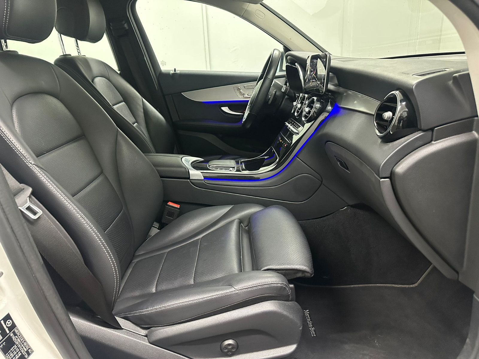 Fahrzeugabbildung Mercedes-Benz GLC 300 d 4MATIC *360°*DISTRO*AHK*SDH*