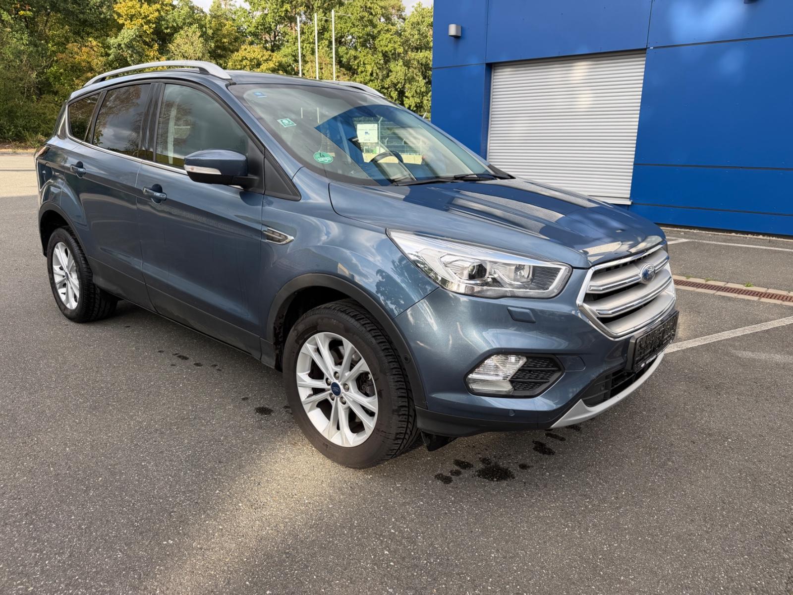 Ford Kuga Titanium 4WD Automatik