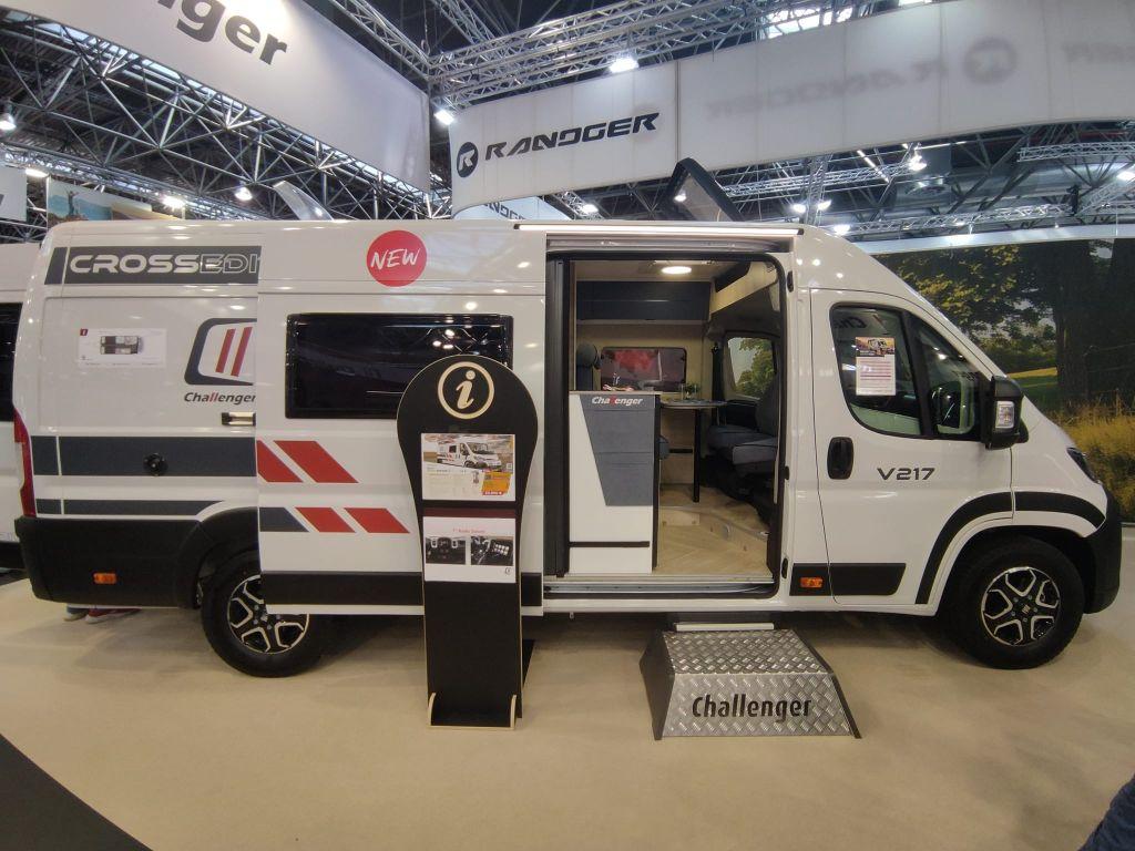 Challenger Van V217 Cross Edition Sondermodell 2026