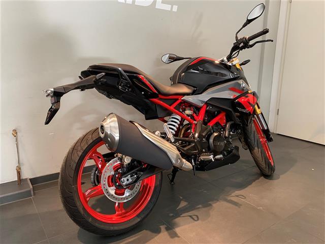 BMW G 310 R