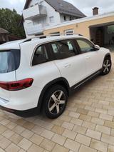 Mercedes-Benz GLB 200 d 3 Jahresgarantie elk. Anhängerkupplung - mit Diesel-Antrieb: Geländewagen, Anhängerkupplung
