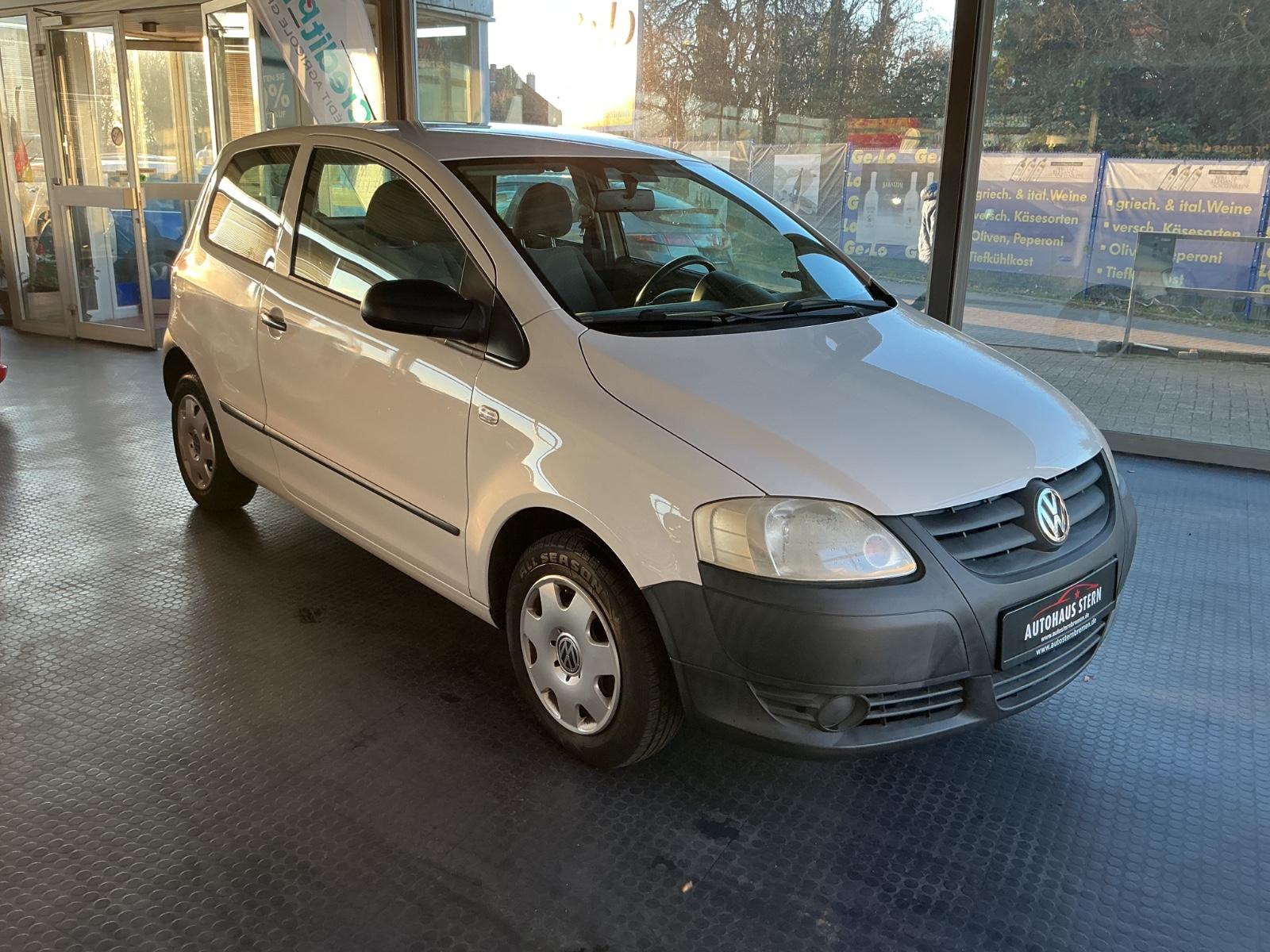 Volkswagen Fox Basis * Erster Hand * AUX *