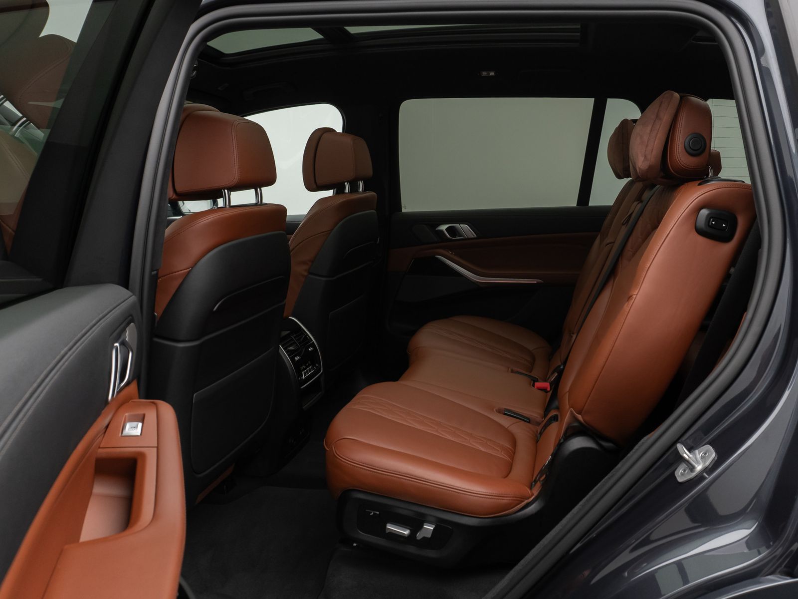 Fahrzeugabbildung BMW X7 xD40d M Sport 360° Laser Massage DAB 21" VOLL