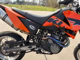 KTM LC4 640 Supermoto - KTM LC4