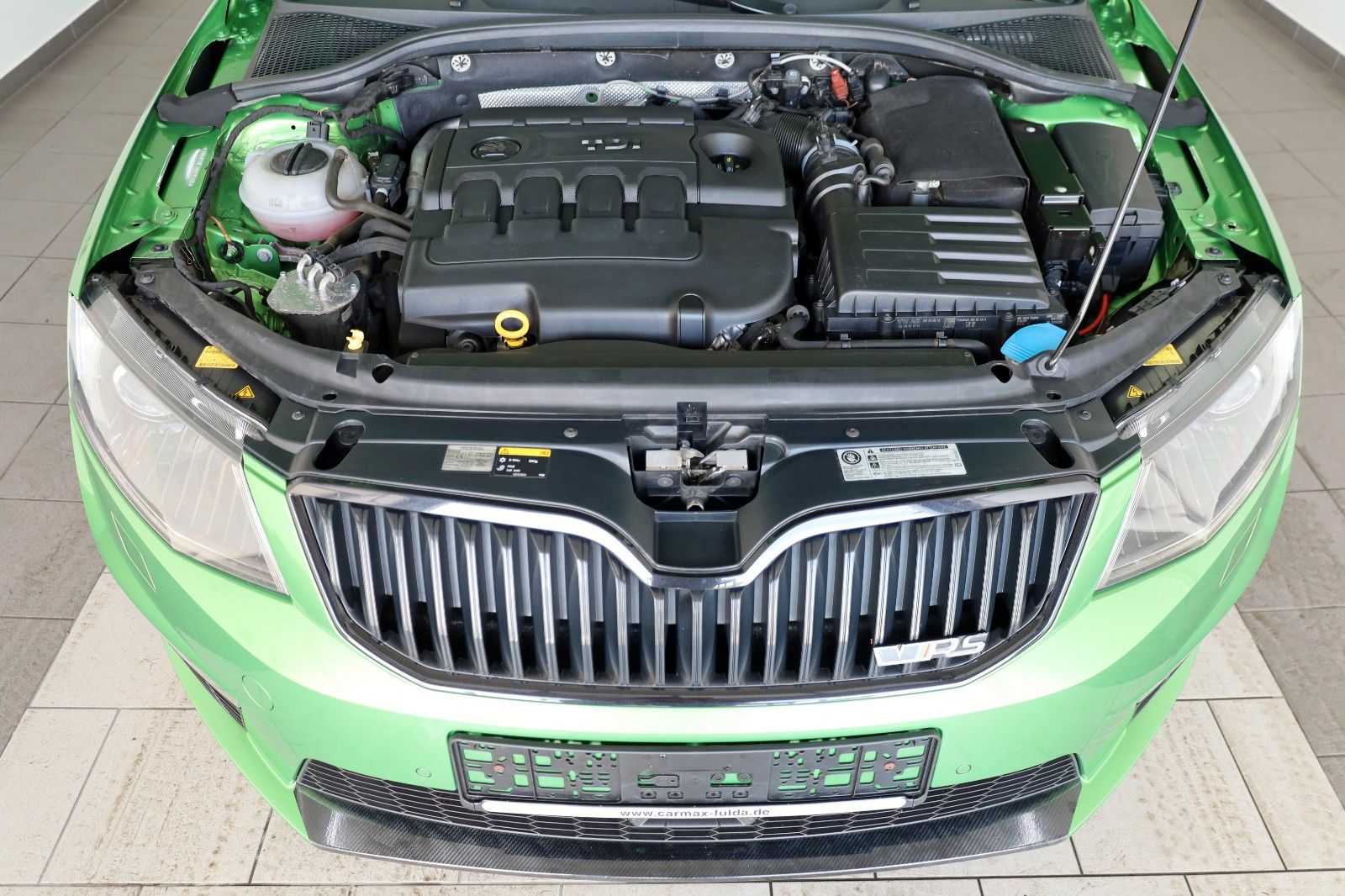 Fahrzeugabbildung SKODA Octavia Lim. RS,Leder,Navi,Bi-Xenon,SH,Panorama