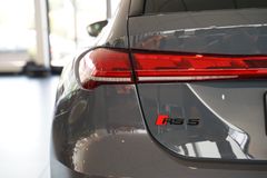 AUDI RS5 Avant | HuD | B&O | Pano | 285 | SOFORT AUDI RS5 Avant | HuD | B&O | Pano | 285 | SOFORT