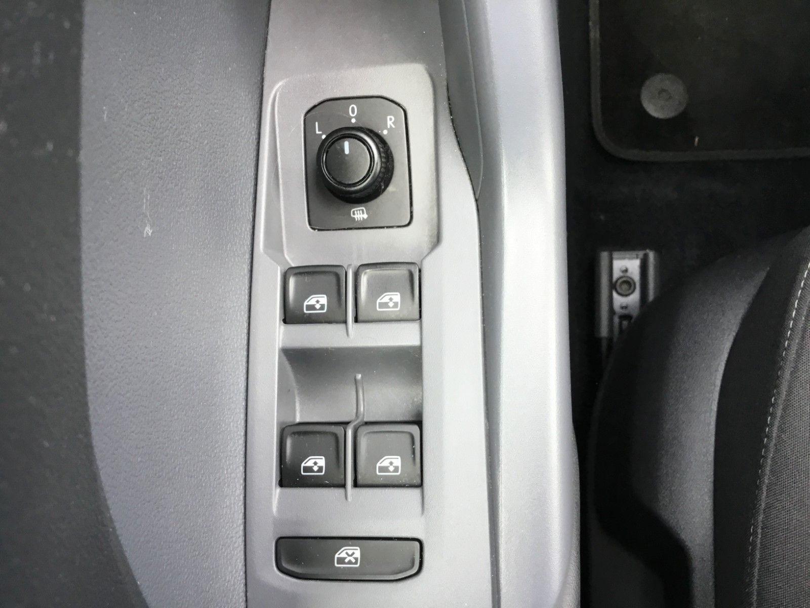 Fahrzeugabbildung Volkswagen T-Cross Life 1.0 TSI DSG+LED+ACC+17"+AppConnect