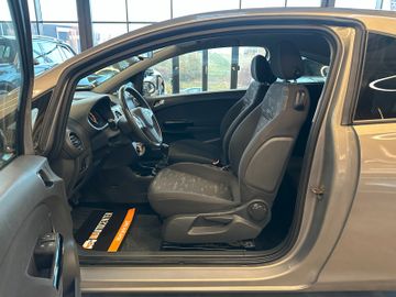 Opel Corsa D Satellite