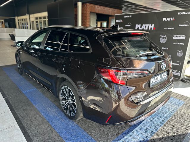 Toyota Corolla  Touring Sports Hybrid Club