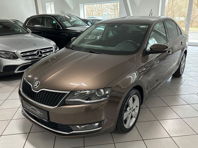 Skoda Rapid 1.4 Clever Limo Automatik Navi Xenon