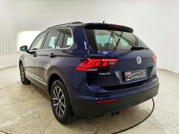 Volkswagen Tiguan - 5