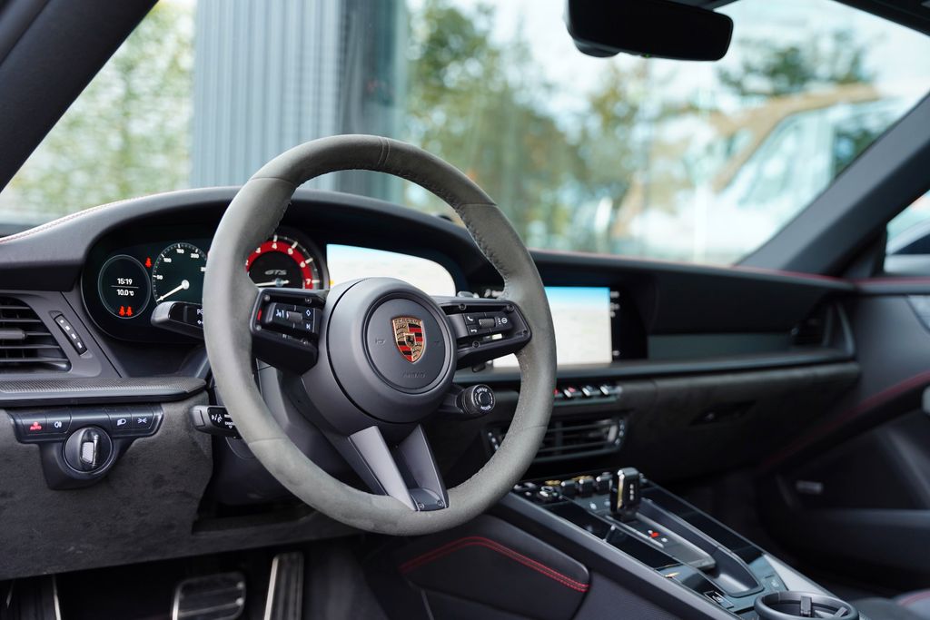 PORSCHE 911 2022