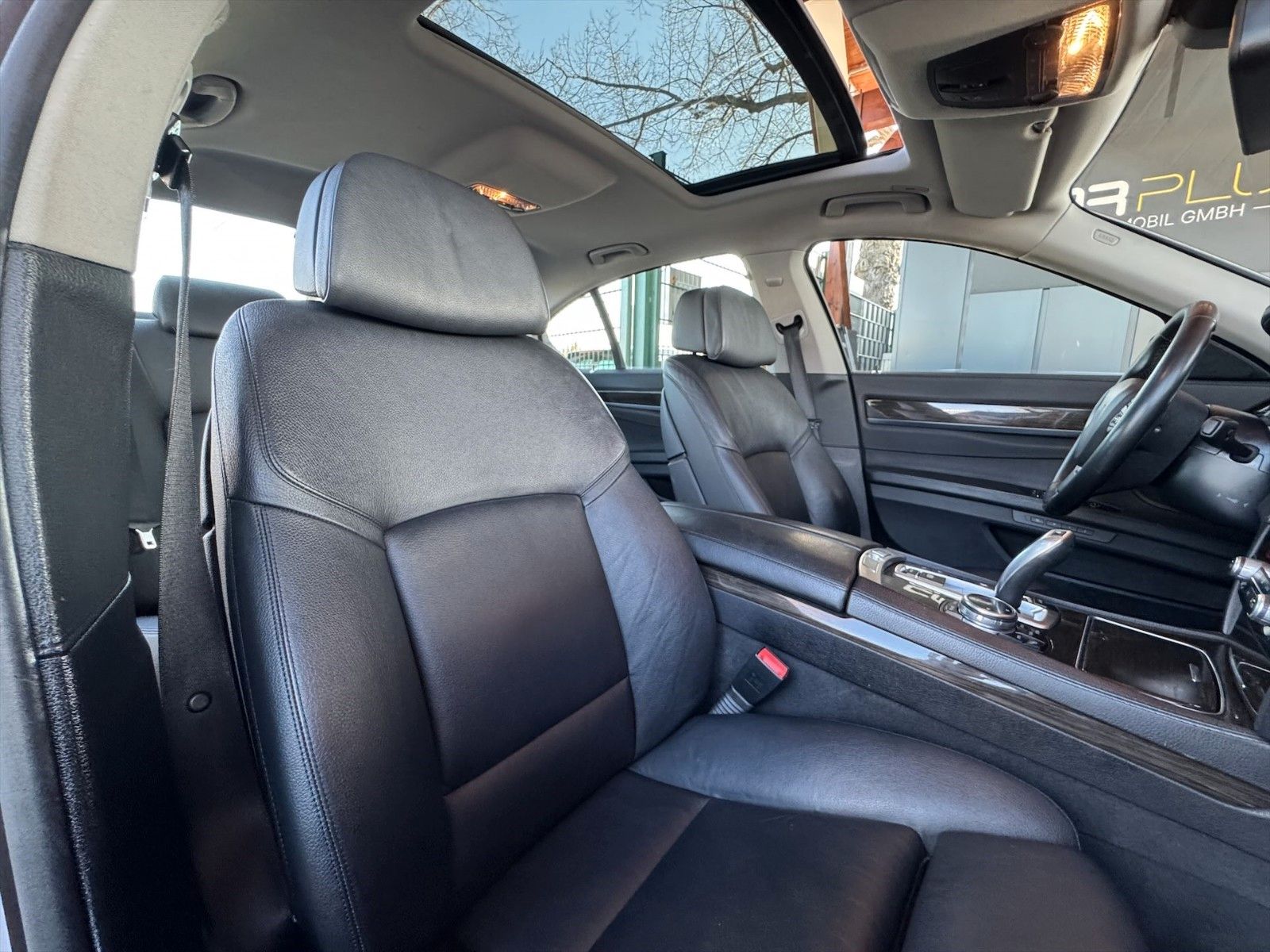 Fahrzeugabbildung BMW 750i xDrive *Bi-Xenon*Top Zustand*Kamera*Memory*