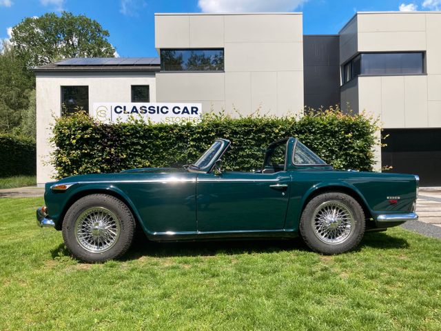 Triumph TR5