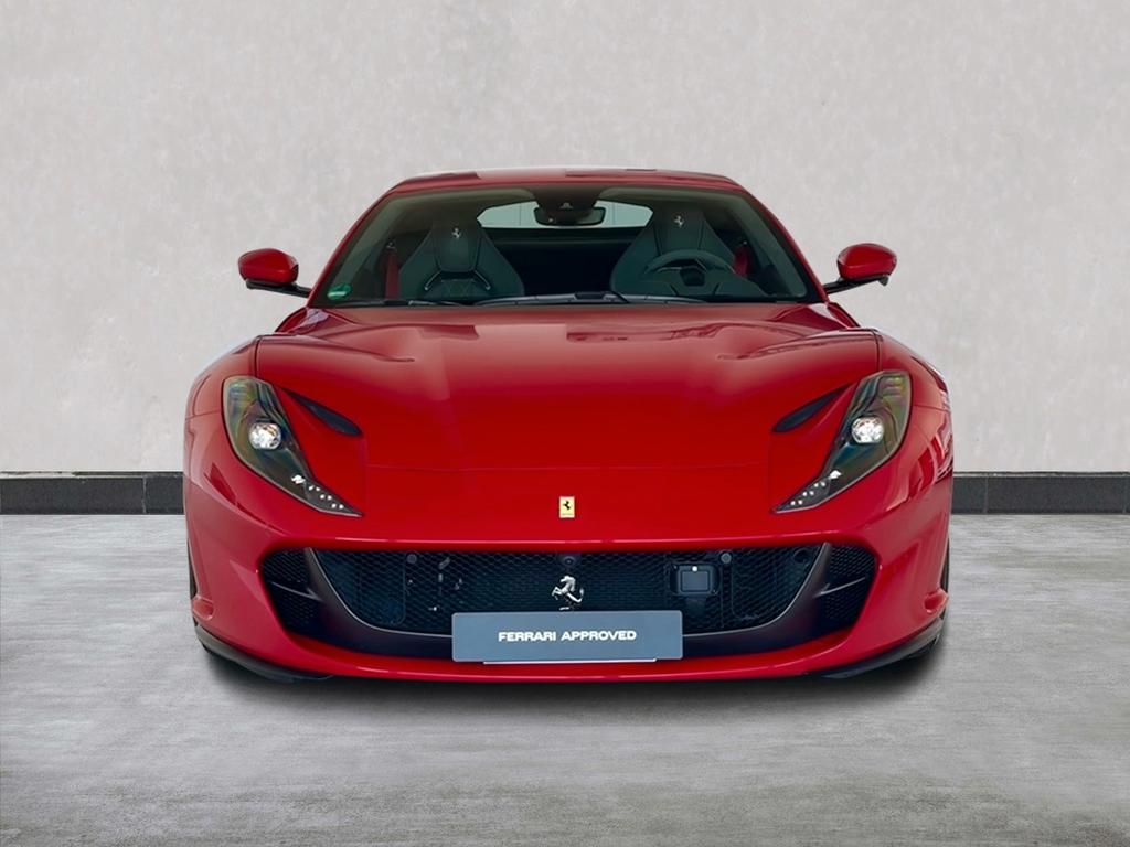 Ferrari 812