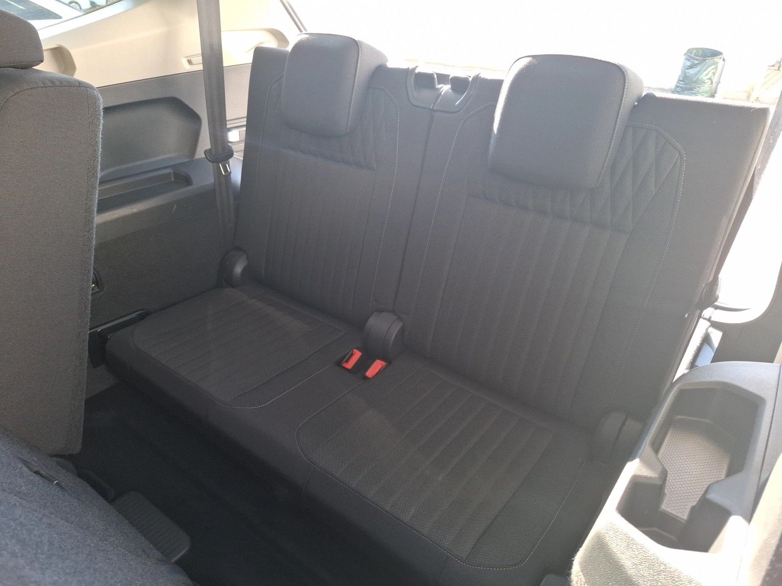 Fahrzeugabbildung Volkswagen Tiguan Allspace TSI Life DSG 7-Si LED Navi VC HU