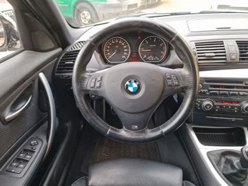 BMW 118 - 12