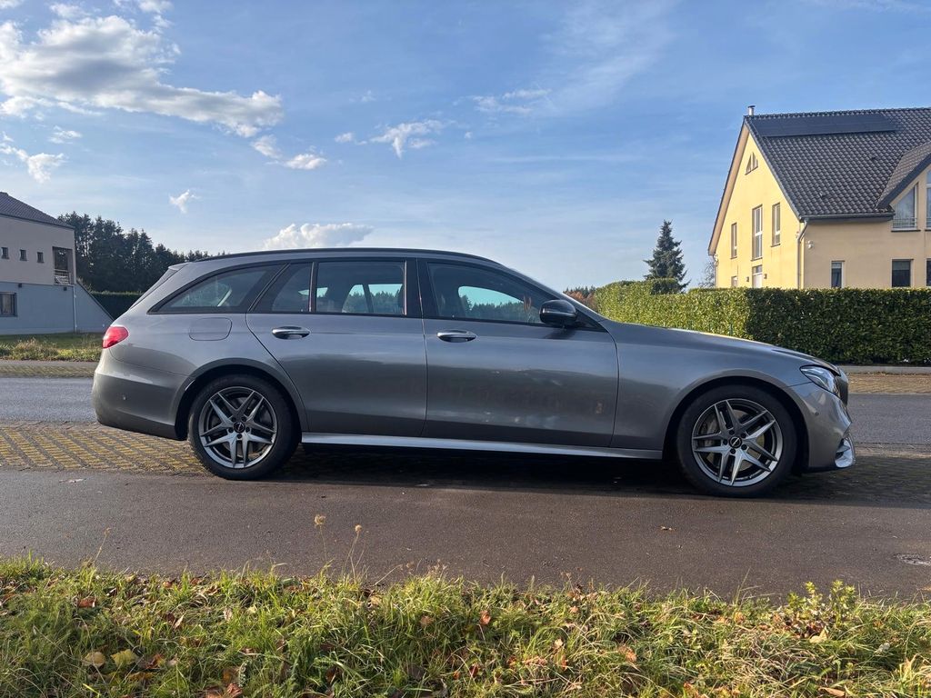 Image of Mercedes-Benz E 400