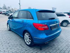 Fahrzeugabbildung Mercedes-Benz B 220 B 220 CDI 1. HAND AHK KAMERA