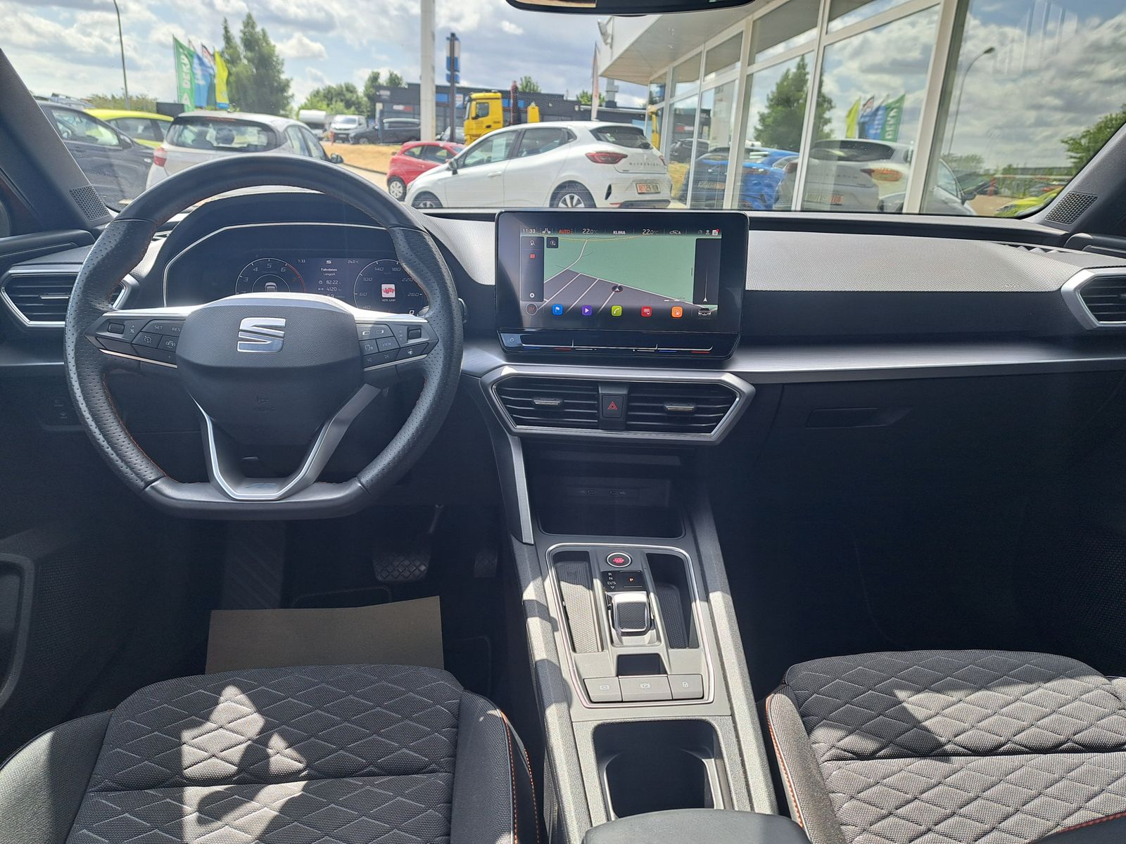 Fahrzeugabbildung SEAT Leon FR ST eTSI LED NAVI PARK-ASSISTENT